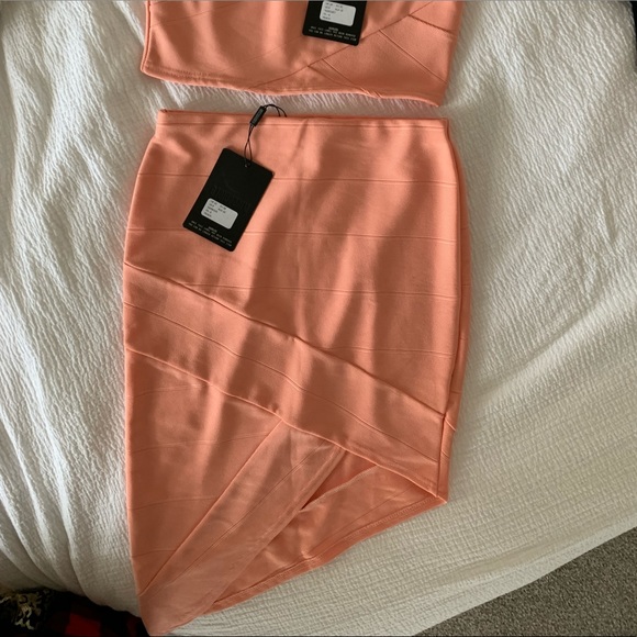 Misguided two piece outfit- size 6. New with tags! - Picture 2 of 3